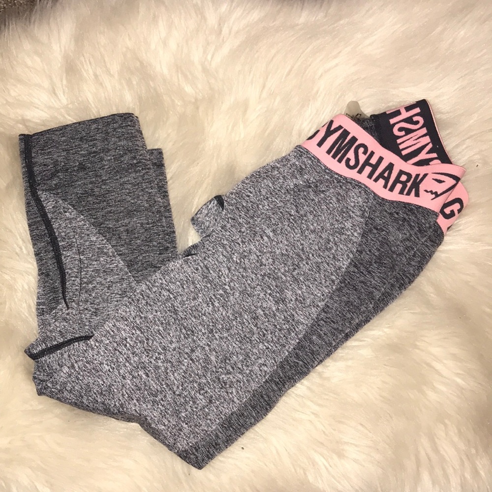 Cropped Flex Leggings by GymShark
